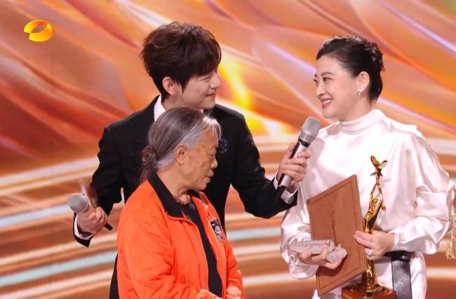 朱亚文获金鹰奖最好男破碎 《太平年》演技获详情