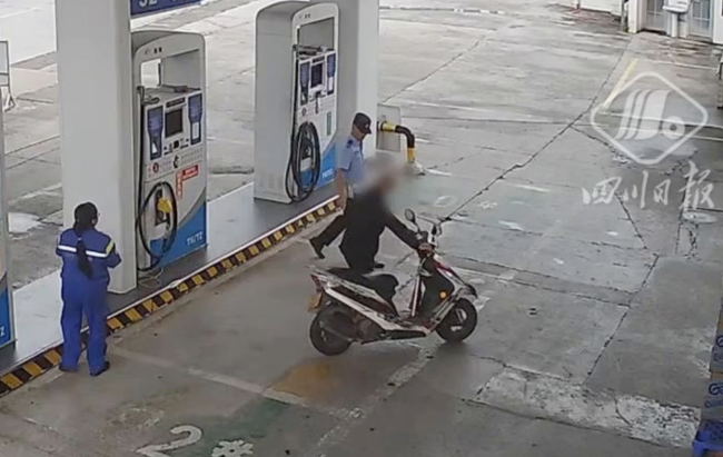 民警多看一眼揪出偷鸡二人组 巧识涉案摩托破案