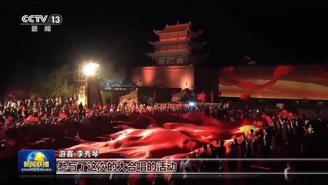 感受各地浓厚国庆氛围 城市装扮一新喜迎佳节