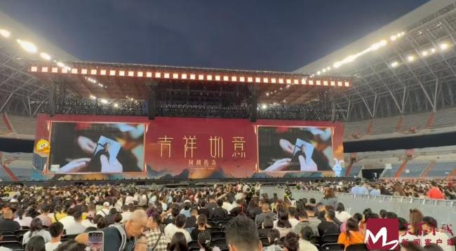 凤凰传奇六场连演 济南的答卷是什么 城市服务与文旅活力的双重检阅
