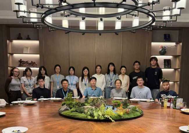 学者谈诺奖“潜力股”努佐 自组装单分子层先驱