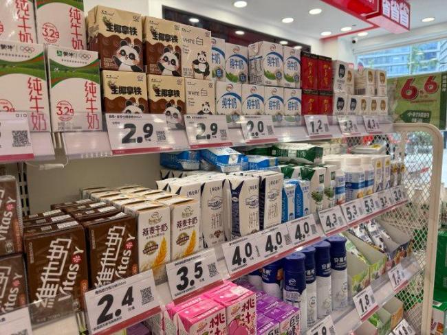 国内乳企纷纷布局“吃奶”赛道 从喝奶到用奶的转型