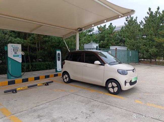 “幽灵堵车”到底咋回事 龟速车成主因