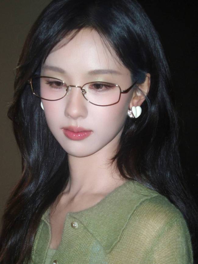 陈都灵银框眼镜麻辣女教师