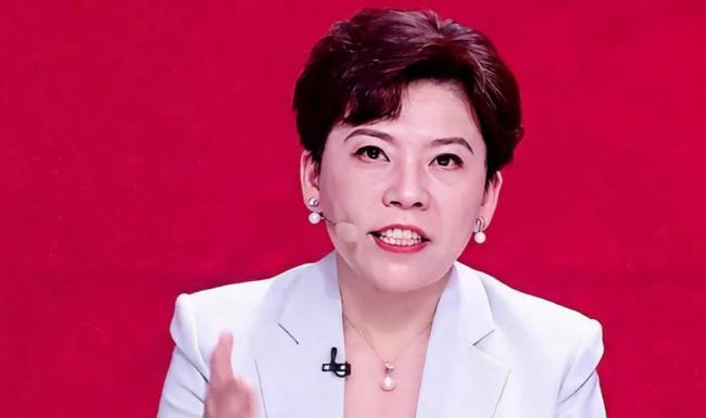 理解旋转!邓亚萍复盘王曼昱登顶中国大满贯:教科书级别的攻削大战 从0比3到4比0的蜕变