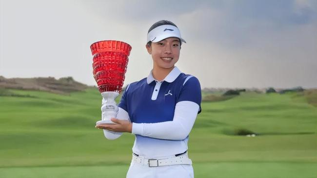刘国梁16岁女儿夺冠