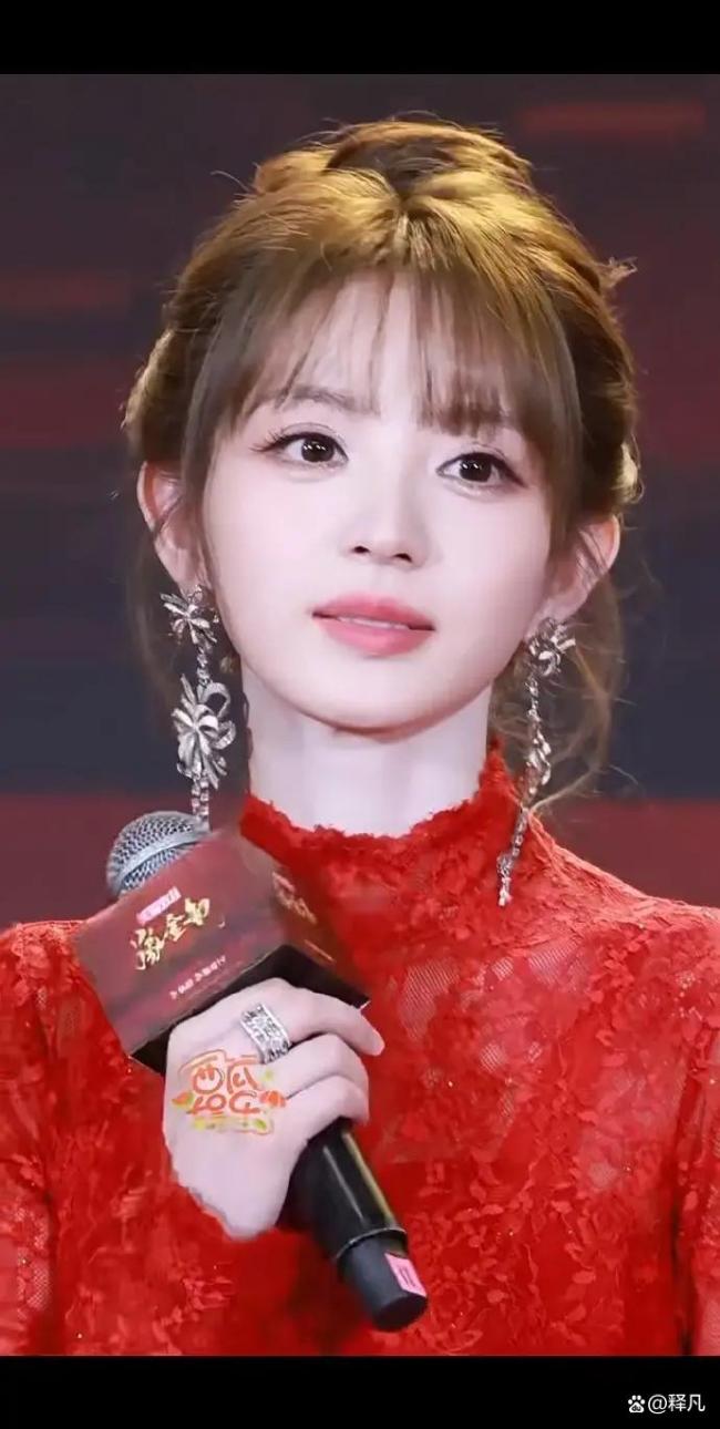 田曦薇剧宣真穿的婚纱 戏里遗憾戏外圆