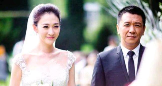 李小冉宣布离婚 其结婚逾十年未生育 丁克共识终成过往
