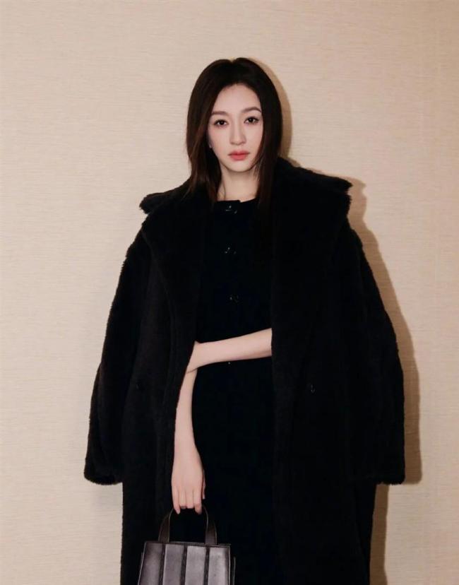 李小冉曾说承担不了生孩子的责任 丁克选择引热议