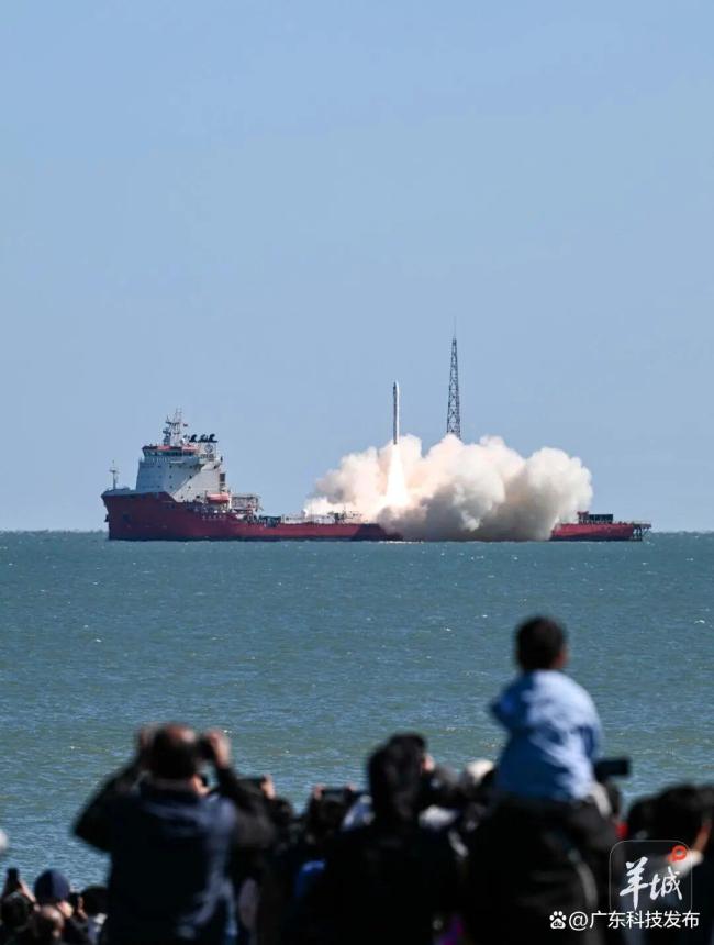 卫星互联网低轨28组卫星发射成功