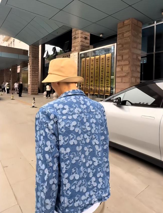 抗癌网红九哥去世年仅39岁 善行与遗憾永存