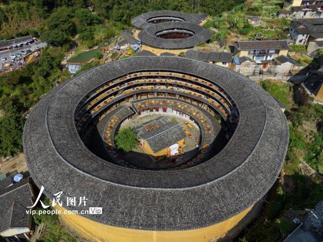 福建龙岩：土楼秋日