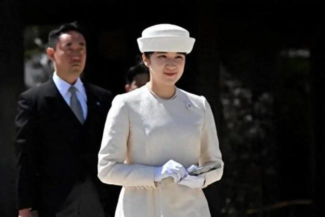 日本天皇女儿为何不能继承皇位 男系继承规则引发争议