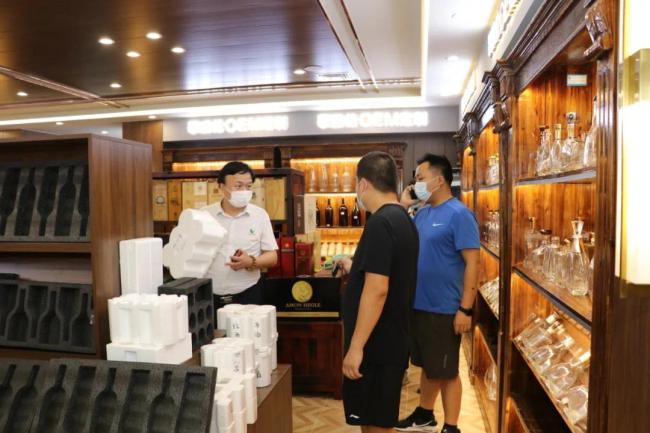 中国拉力宝营销总监张力一行到访加达尔集团，并洽谈合作事宜