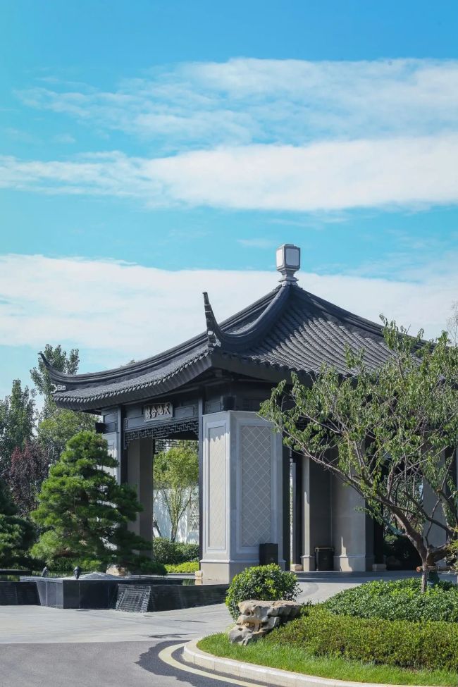 瞰城纯墅伴山居济南桃李春风为泉城再造万境向往