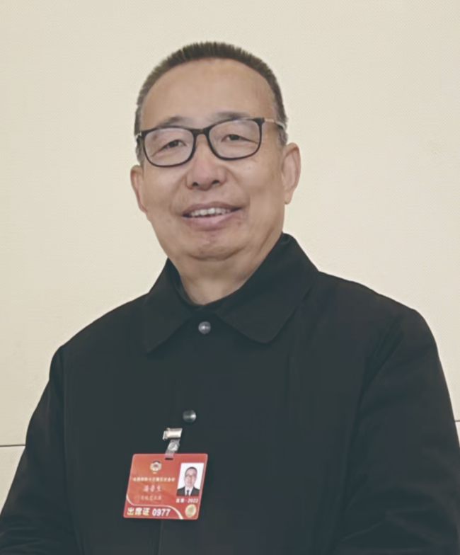 两会声音全国政协委员潘鲁生加强优秀民间文艺作品在中小学普及