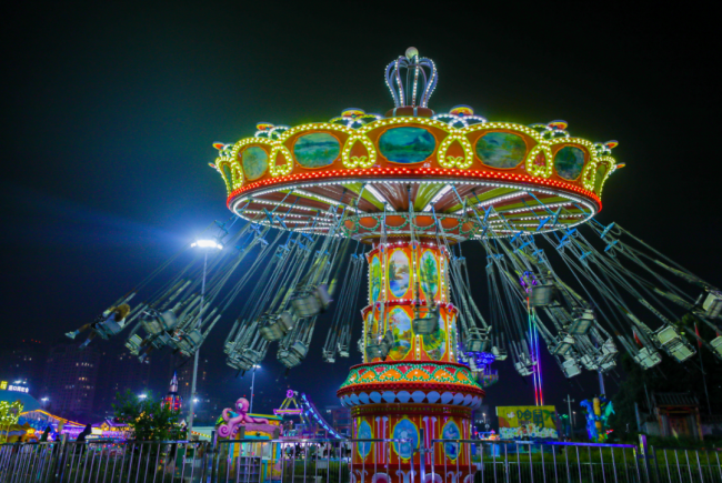 走进梦幻岛主题乐园俯瞰青岛西海岸金沙滩啤酒城