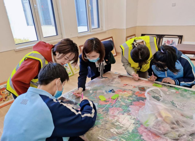 温暖三月学雷锋，青岛西海岸新区教育和体育局团员在行动 山东站 中华网