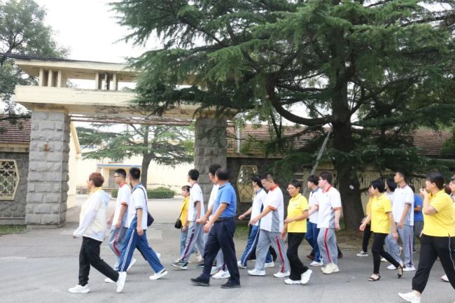 金秋助学，筑梦远航|得利斯集团举行2023年度金秋助学金发放仪式