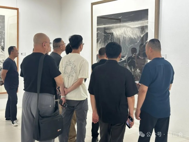 “问道昆嵛——山水圈2024水墨文献展”昨日在烟台美术博物馆（烟台画院）开幕，展期至7月28日