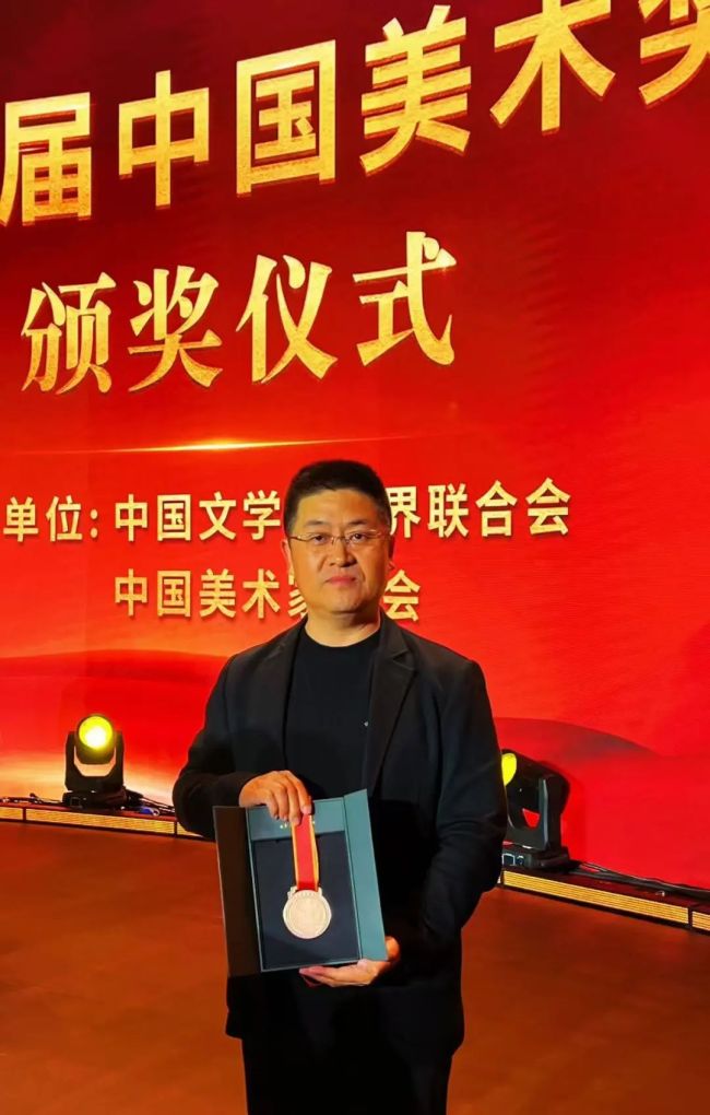 山东画院专职画家李玉旺作品《筑梦》获奖在央视新闻