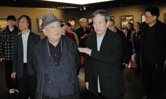 “流金岁月——杜仲增从艺70年书画印作品回顾展”昨日在济南开幕