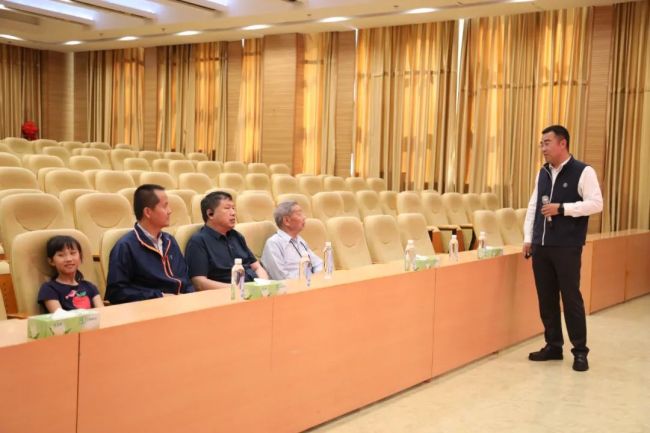 知名专家到山东力明科技职业学院参观考察，共探教育发展新路径
