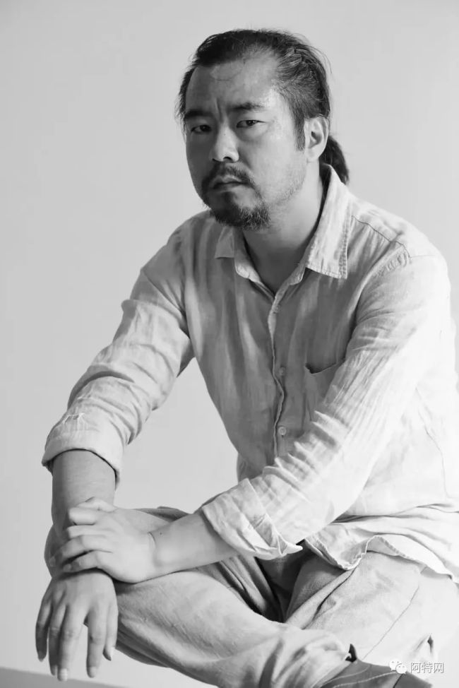 拆除围困豹子的栅栏，踏入水墨美学的虚空之地——观卿泰卯“虚空之地”系列作品有感