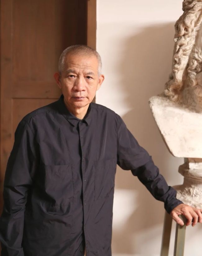 “赤子·大地——赵奇《可爱的中国》绘画研究展”在江西上饶美术馆开幕，展期至10月8日