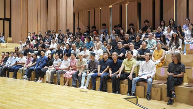“时代新象——山东艺术学院美术学院中青年教师绘画作品展”今日在济南开幕