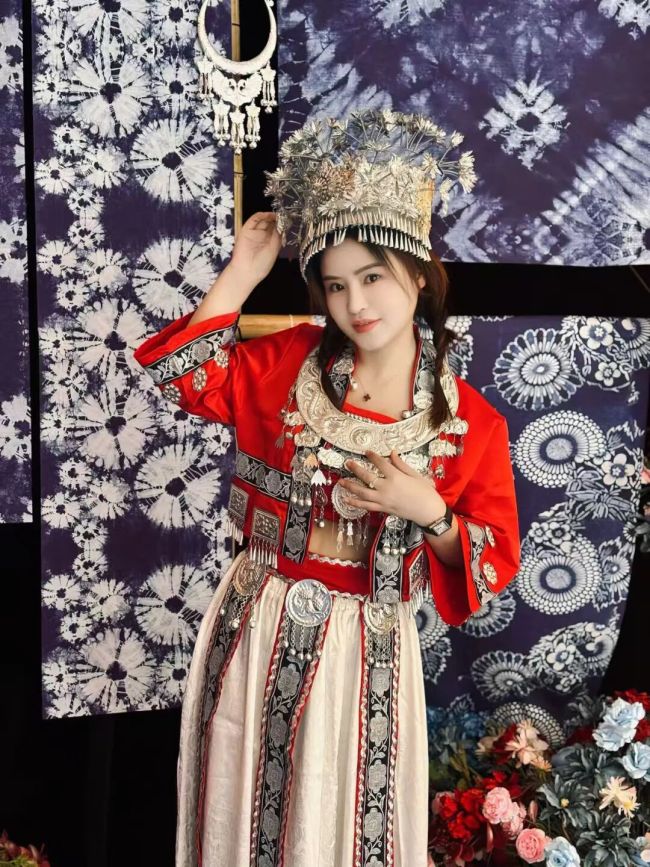 一场场民族风情下午茶在莎蔓莉莎全国各门店燃爆……