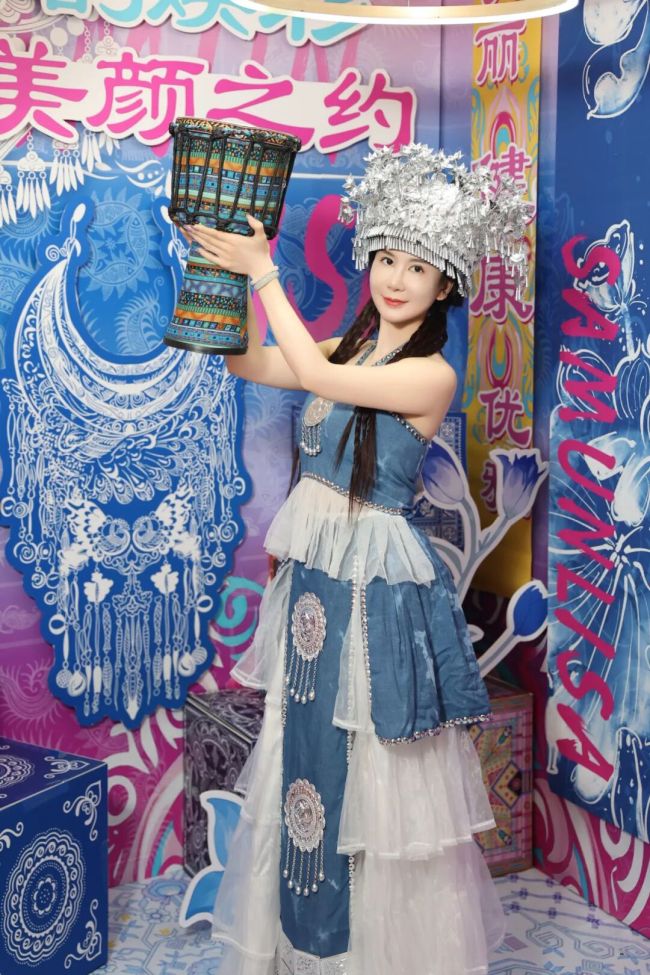 一场场民族风情下午茶在莎蔓莉莎全国各门店燃爆……