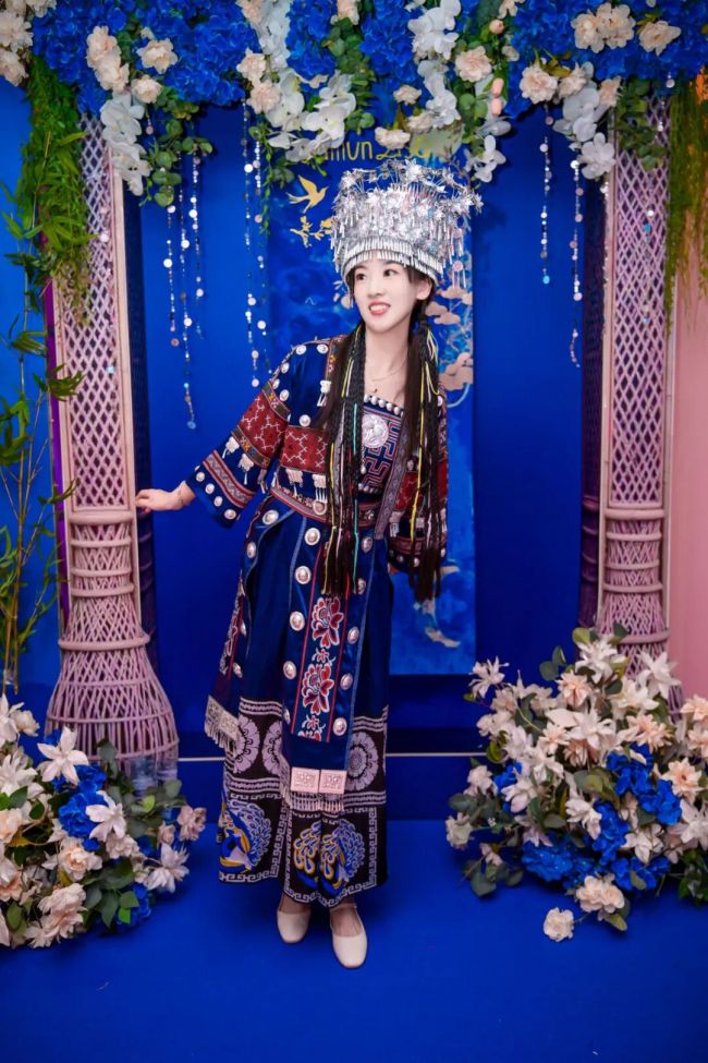 一场场民族风情下午茶在莎蔓莉莎全国各门店燃爆……