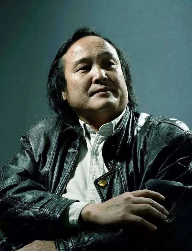 酒意激荡处，笔墨风骨烈——陈一峰醉墨走笔击碎形骸桎梏，自是风流一派