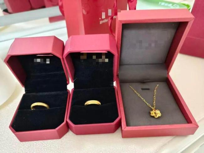 黄金价格持续猛涨!95后成金饰消费主力