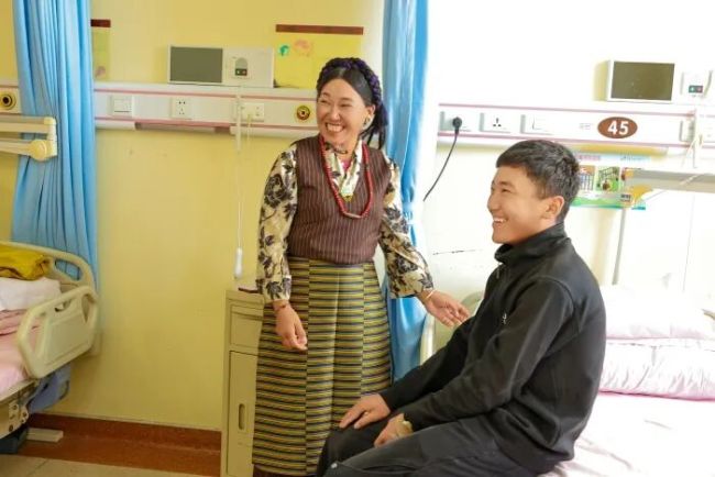 跨越 4000 公里的 “心” 守护!海尔联合青岛妇儿医院为西藏患儿点亮希望