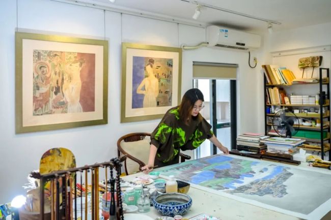 武夷为魂 敦煌为韵——姚莉芳以笔墨织就工笔人物与山水写生的诗性长卷