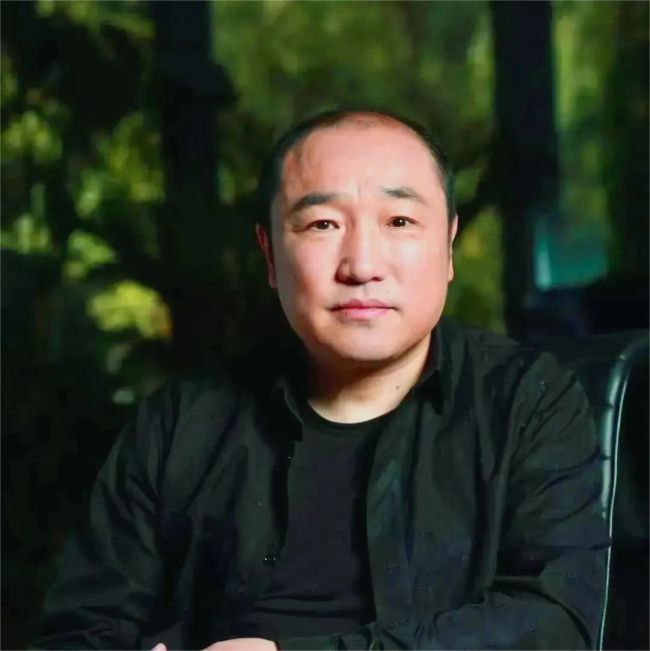 以静谧悠远的笔意,构筑可居可游的心灵原乡——卢禹舜《精神家园》中的东方哲思与重阳情结