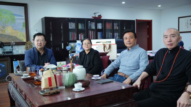 旧典凝痕入画,新材载梦传文——青年艺术家吴震、于波走进文化视界