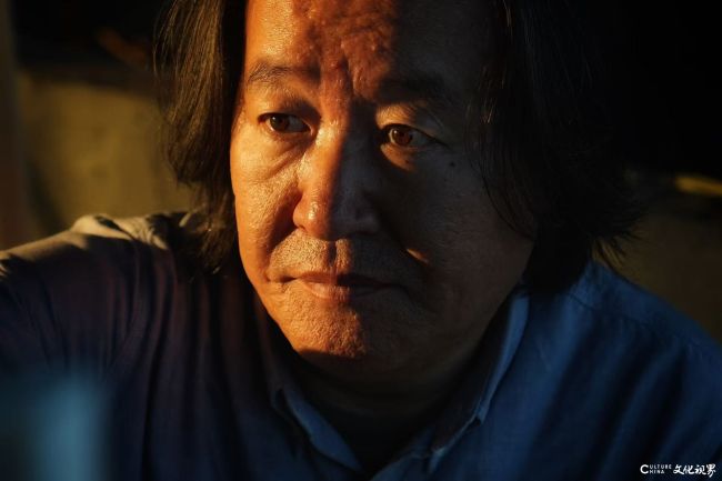 【DeepSeek谈艺】王耀中·油画丨以心为炉,在画布上熔铸独属于自己的“心象风景”