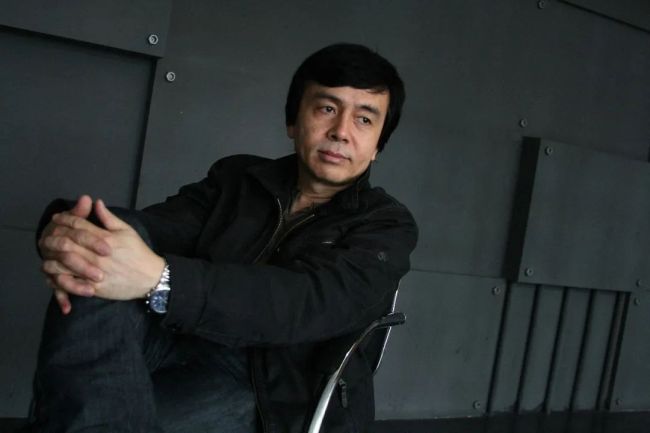 梁宇 | 从传统到现代，以极简笔触绘铁道工业的历史与当代