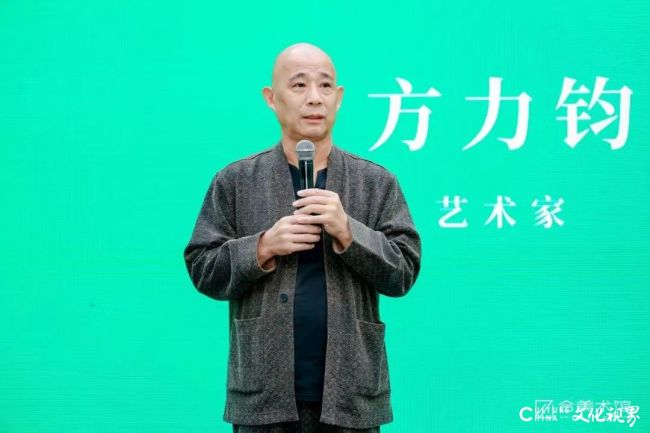 在裂变中嬉戏,于荒诞中清醒丨“方力钧:一个人的艺术史Ⅱ”在武汉开展,展期至明年5月15日