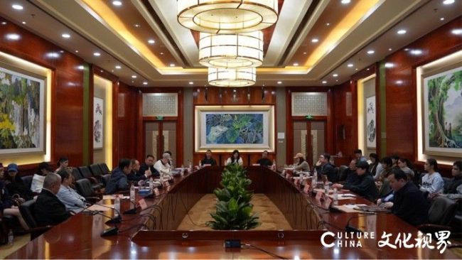 云艺国家艺术基金资助项目“象北旅行”在西双版纳召开全国专家研讨会