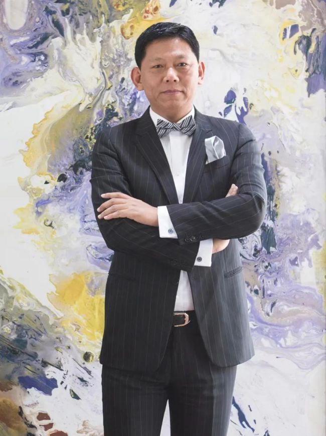 “金笺纸”承古意，“曹俊蓝”绘新章——曹俊“新宋式”探索与中华文化谦逊观