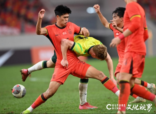 泰山小将彭啸一路助“功”——国足创历史闯入亚洲杯决赛