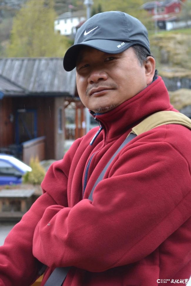 巫卫东丨知行合一，以赤子之心在水墨长卷中绘就西北苍茫与中原厚重