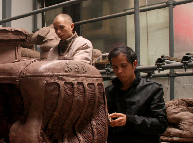 共塑陶艺展风采——钞氏兄弟(钞子艺、钞子伟)陶艺坊携手辰园举办三八妇女节主题陶艺教学活动