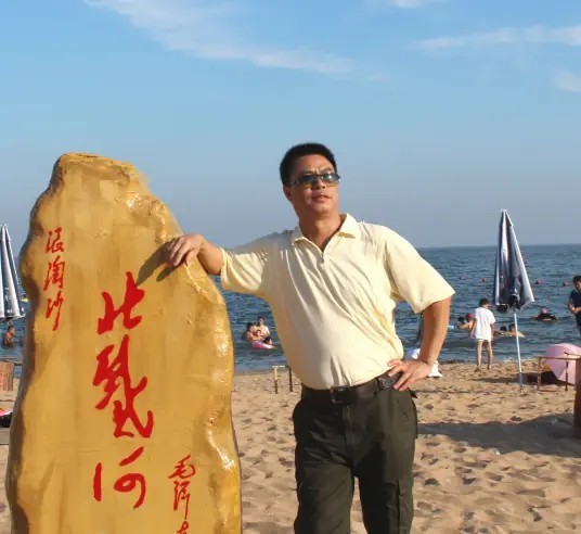 邱清崇·水墨 | 墨染欧风呈雅韵,笔描异域展风情