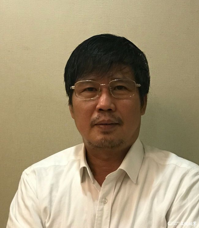 一纸黄山风,半生笔墨魂——品读冯少协新作《赖少其——来自黄山的风》