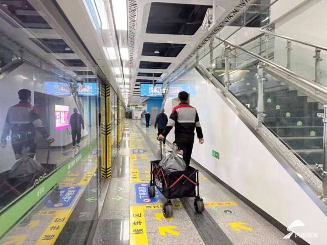 同城配送新场景！济南地铁4号线试点“地铁物流”